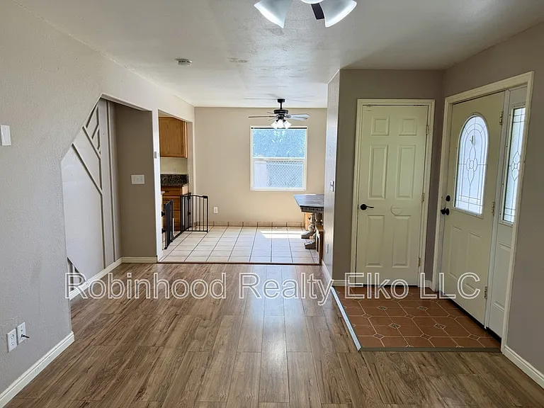 187 B St — Photo 8