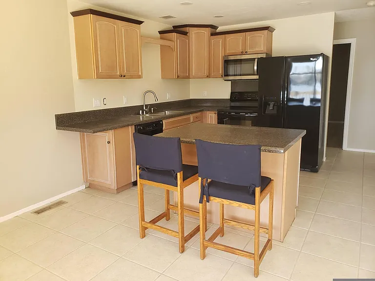 1315 Shell Ct — Photo 7
