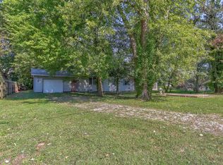 10822 Short Rd, Newburgh, IN 47630