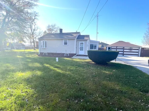 1626 Norton Ave, Benton Harbor, MI 49022