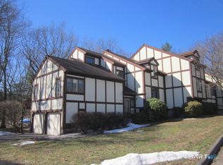 Oronoque Forest, West Haven, CT 06516