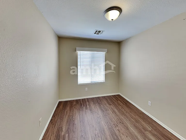 16425 N 113th Dr — Photo 15