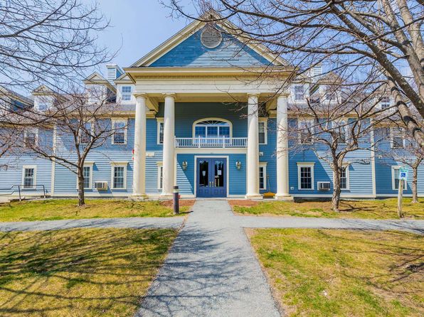 46 Barrister Drive UNIT A-208, Hartford, VT 05001