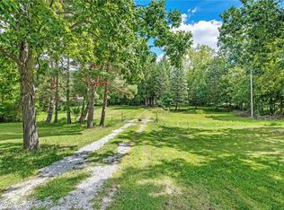 18229 Howe Rd, Strongsville, OH 44136