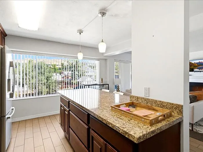 8 E Hillside Ave #603 — Photo 8