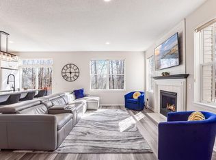 7940 Everest Ln N, Maple Grove, MN 55311