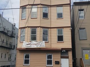 10 Rosa Parks Blvd #3, Paterson, NJ 07524