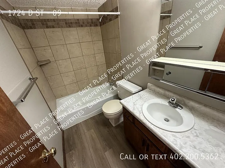 1724 D St #9 — Photo 21
