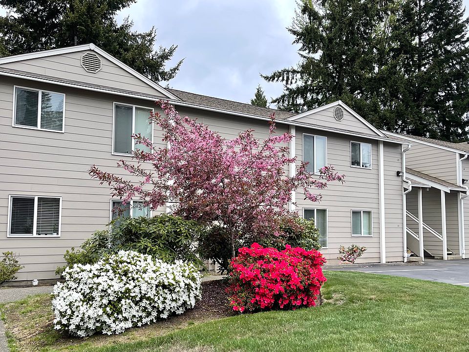 Tucked on an acre off the main road, this 18 apartment commmunity is a sweet surprise.
