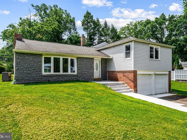 1369 Michael Rd, Jenkintown, PA 19046