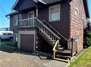 206 W Emerson Ave, Hoquiam, WA