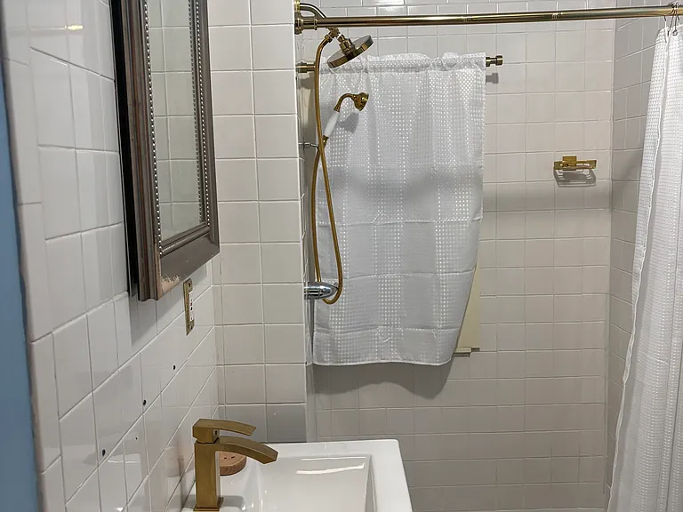 602 Franklin St #1 — Photo 8