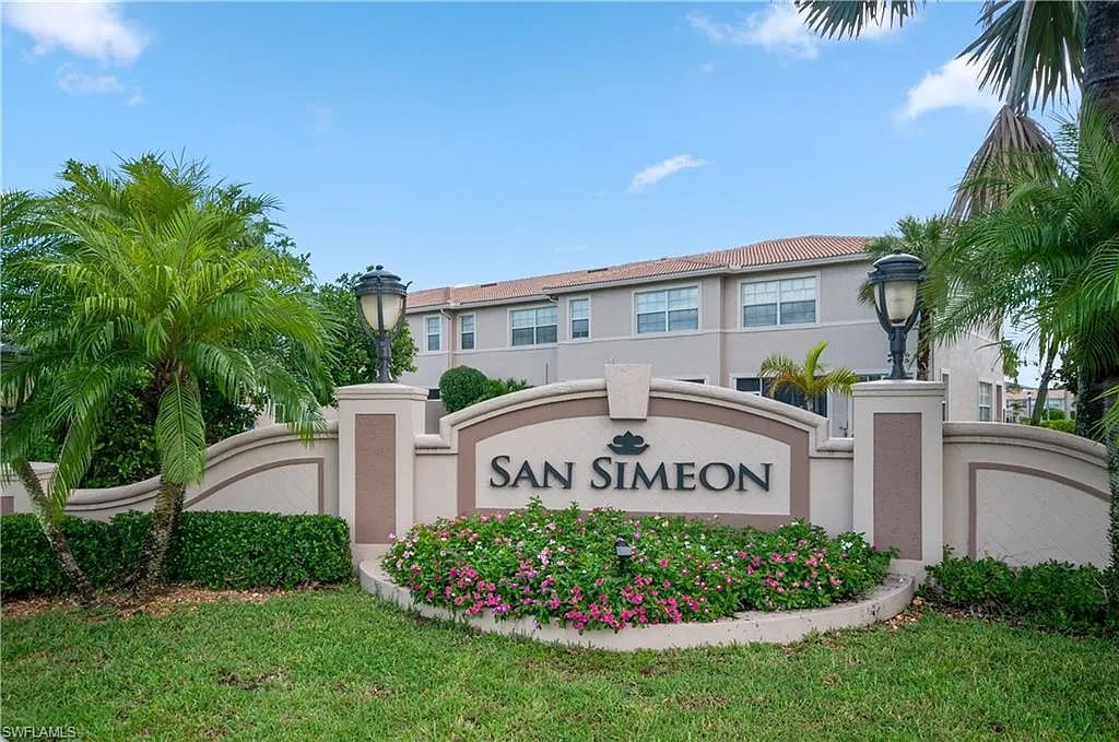 Townhomes Of San Simeon — Photo 1