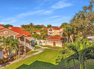 15770 SW 106th Ter APT 303, Miami, FL 33196