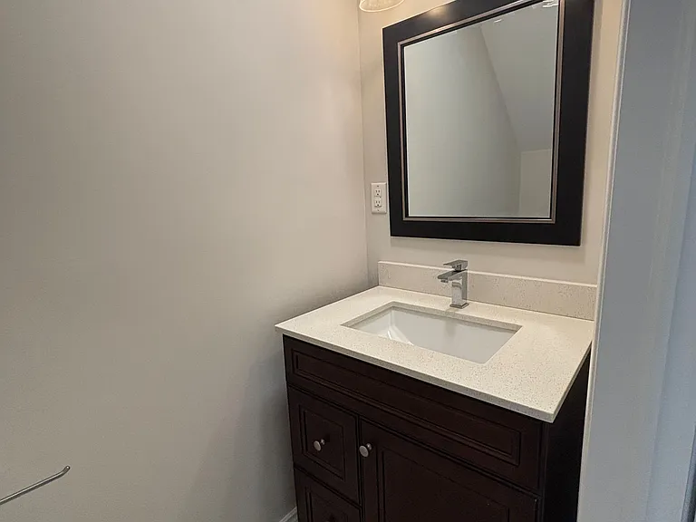 29 Heritage Dr #9 — Photo 3