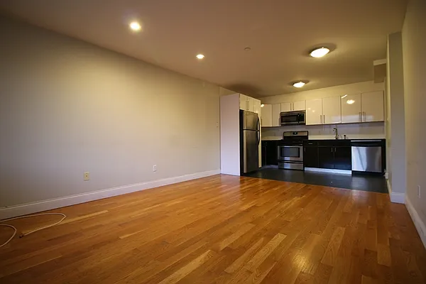 Rented by Next Door Realty NYC | media 32