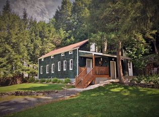 1076 Plains Rd, Plattekill, NY 12589