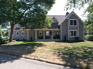 150 Schooner Dr, South Kingstown, RI 02879