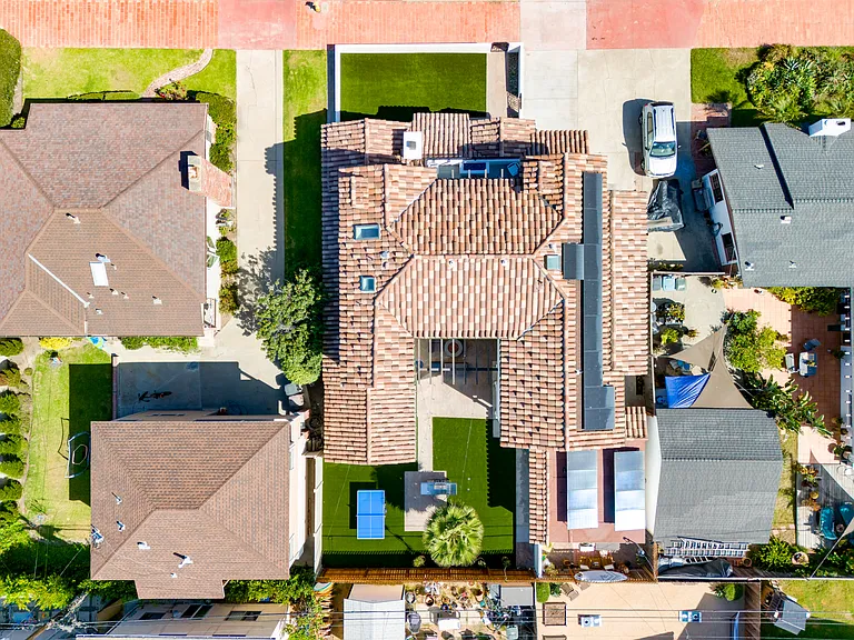 166 Avenida Aragon #C — Photo 37