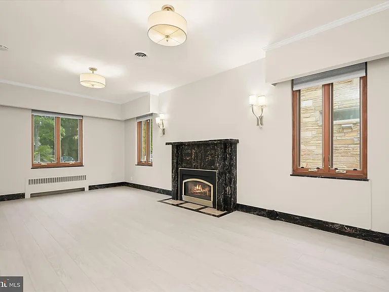3007 Oliver St NW — Photo 9