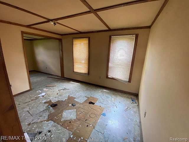 58250 Main St, photo 10