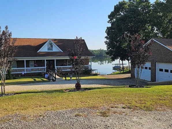 417 McGill Cir, Iva, SC 29655