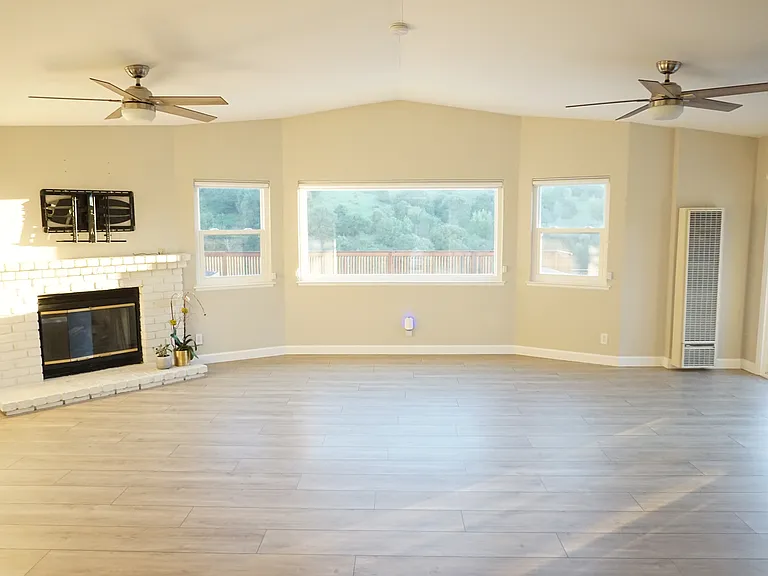 392 Duperu Dr — Photo 6