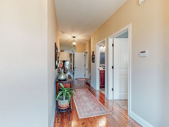 2nd image of 456 Pond Apple Road 43