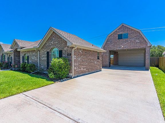3rd image of 2321 Casa Grande Dr