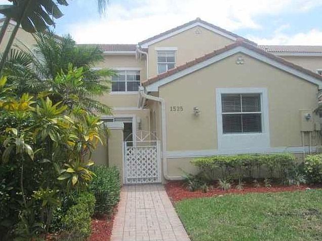 1st image of 1525 Seagrape Way #1525