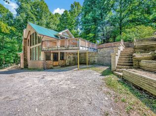 10770 Lakeview Rd, Bon Aqua, TN 37025