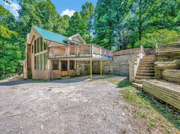 10770 Lakeview Rd, Bon Aqua, TN 37025