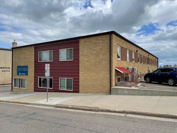 401 Main St S #615DFA1F6