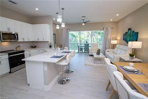 262 Indies Dr E Photo 1