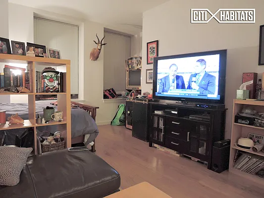 Rented by Citi Habitats | media 45