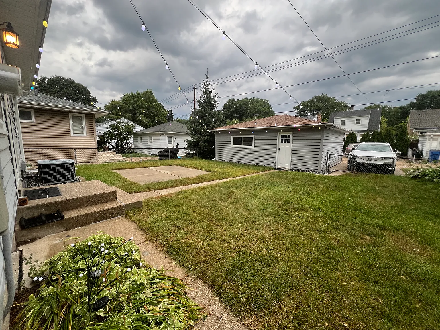 3 bed, 1250 sqft, $3,500 — Photo 3