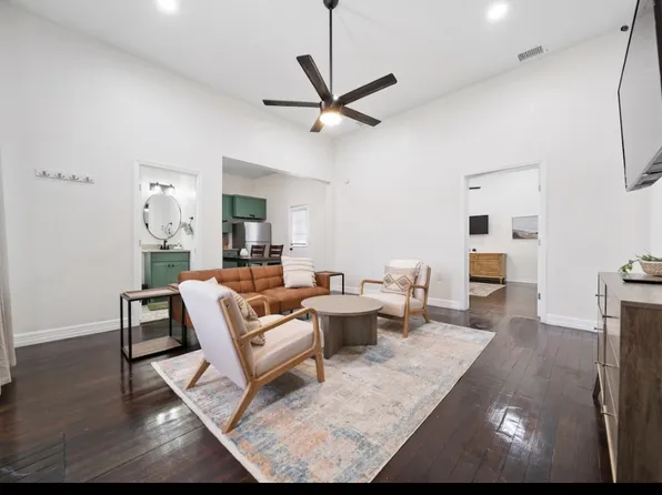 322 Andrews St, San Antonio, TX