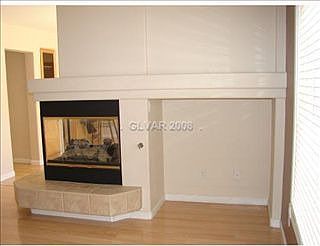 3rd image of 7567 Aurora Glow St