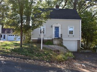 91 Piedmont St, Meriden, CT 06451