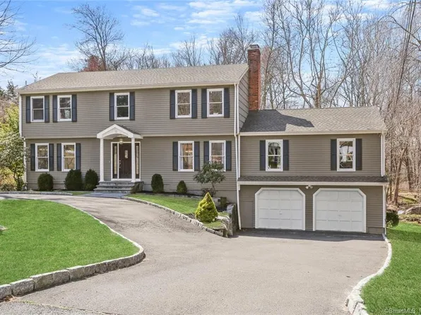 12 Cold Spring Drive, Trumbull, CT 06611