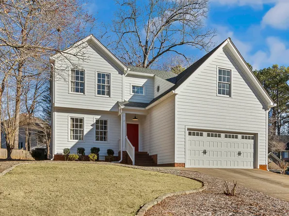 105 Musgrove Cir, Cary, NC 27518