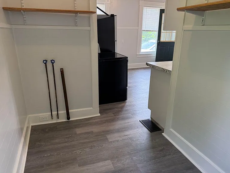 50 Franklin St #1 — Photo 15