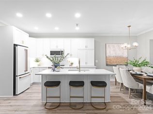 4640 Dabney Vigor Dr, Charlotte, NC 28209