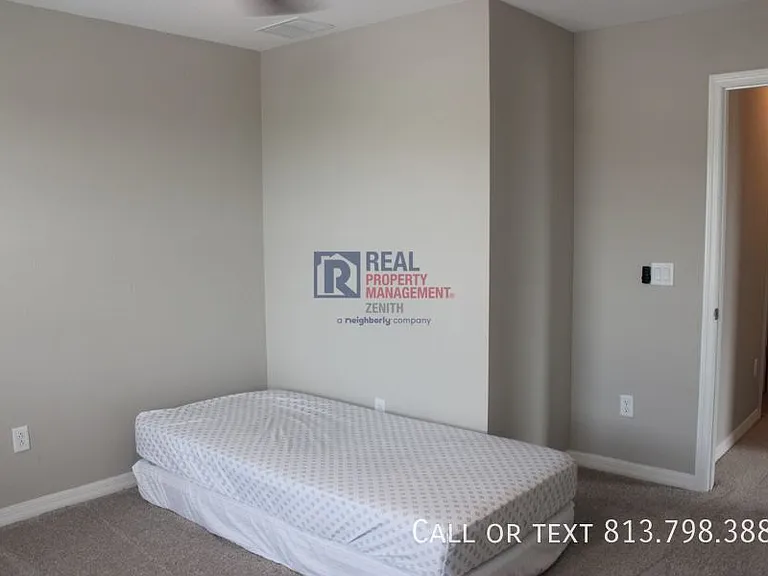 2454 Stapleford Pl — Photo 37