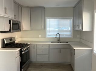 638 E 85th St #1/2, Los Angeles, CA 90001
