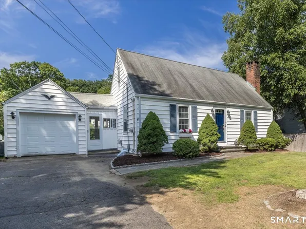 2759 Easton Tpke, Fairfield, CT 06825