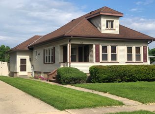 319 N School Ave, Oglesby, IL 61348