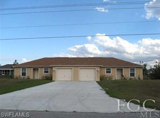 2312 Park Rd, Lehigh Acres, FL 33971