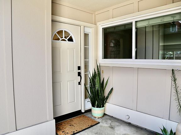 3rd image of 1455 Golden Meadow Sq