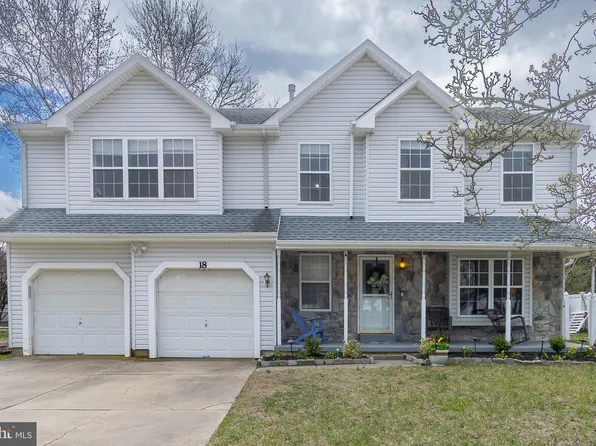 18 Deerfield Cir, Sewell, NJ 08080